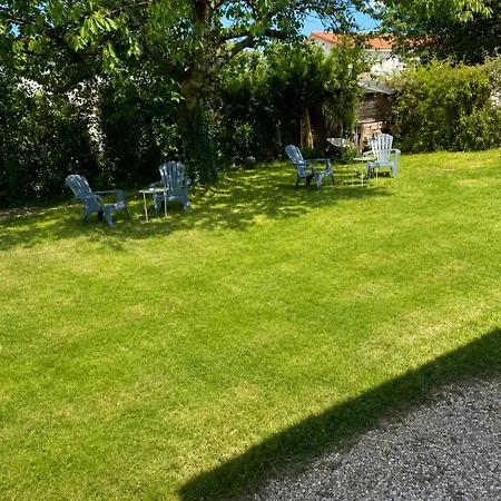 Le Cosy Duplex Avec Jardin A *